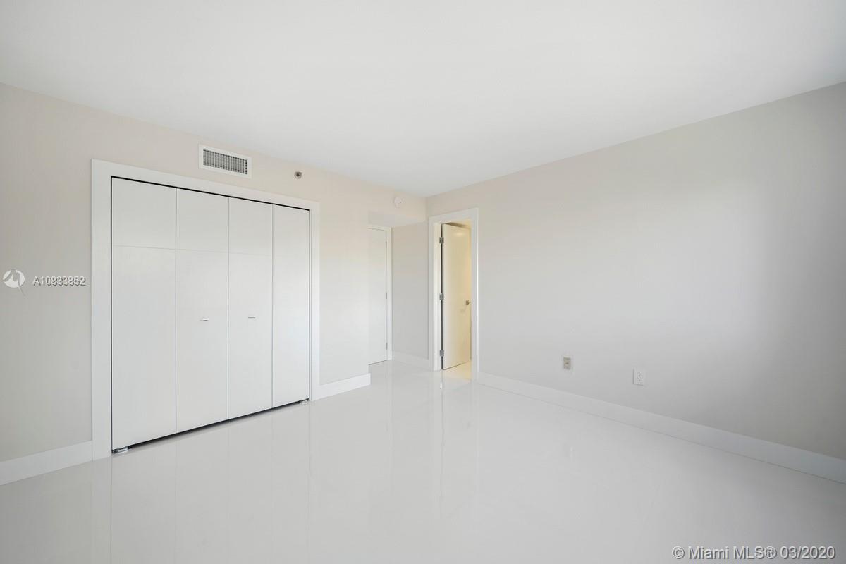 650 Ocean Drive, Unit 4C Key Biscayne, FL 33149 - Photo 11 of 21