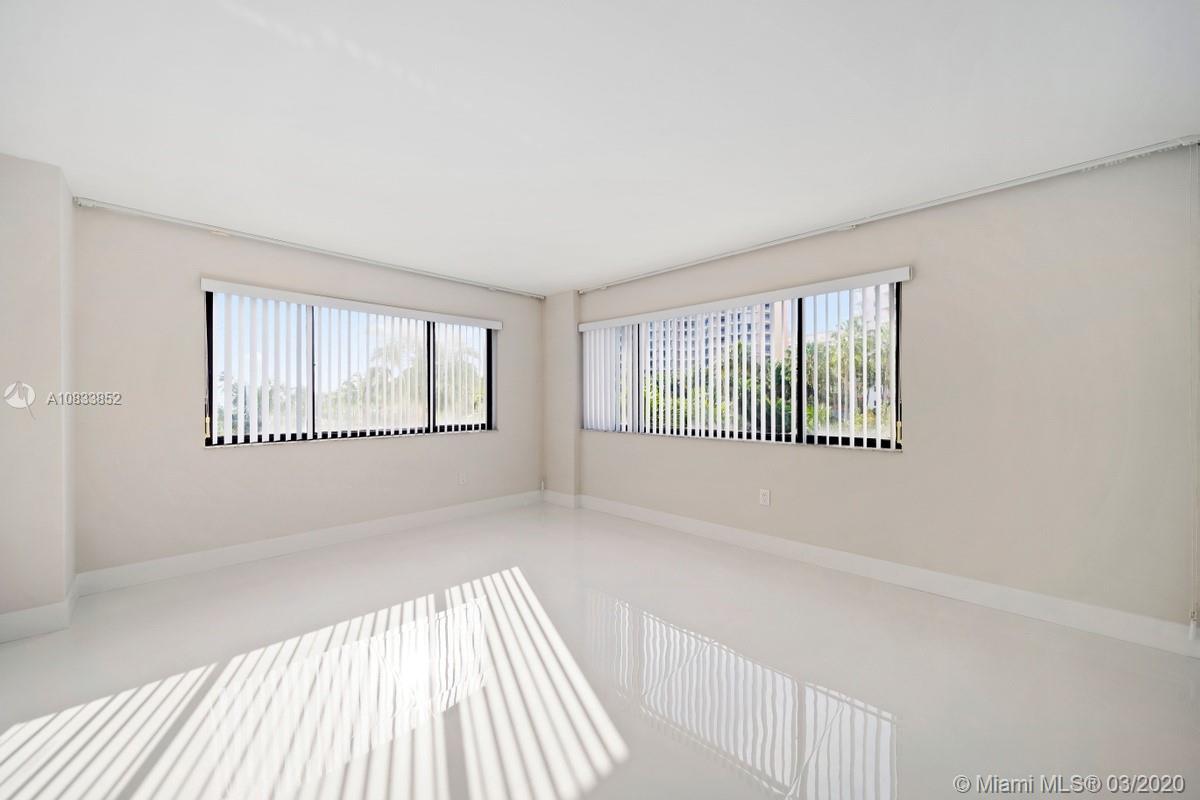 650 Ocean Drive, Unit 4C Key Biscayne, FL 33149 - Photo 15 of 21