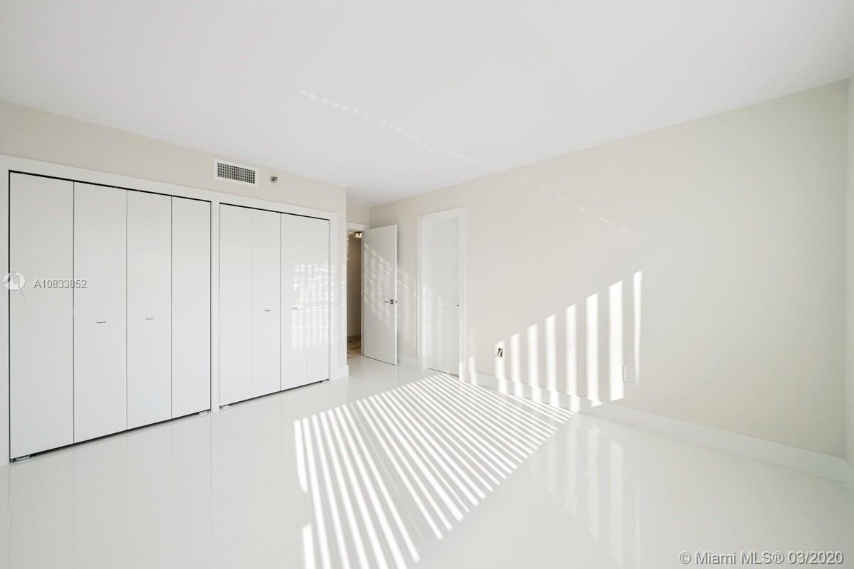 650 Ocean Drive, Unit 4C Key Biscayne, FL 33149 - Photo 9 of 21