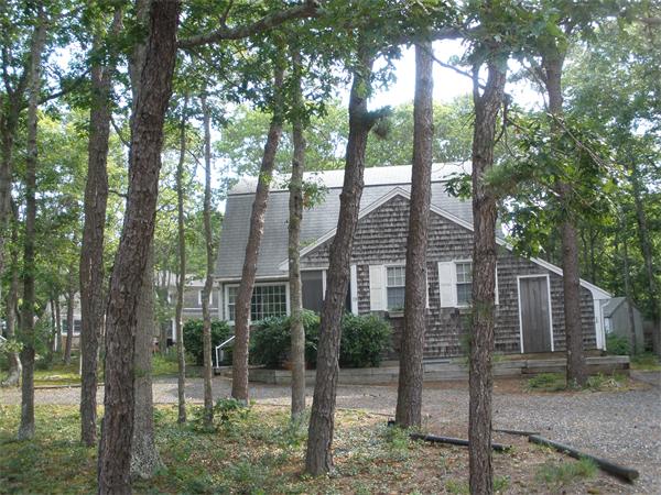 19 Manitoba Road Mashpee, MA 02649 - Photo 1 of 20