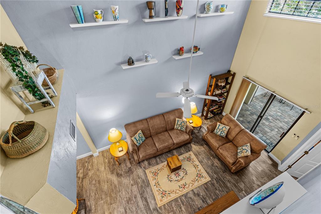 124 Rose Bank Road Daytona Beach, FL 32114 - Photo 26 of 43 a living room with furniture