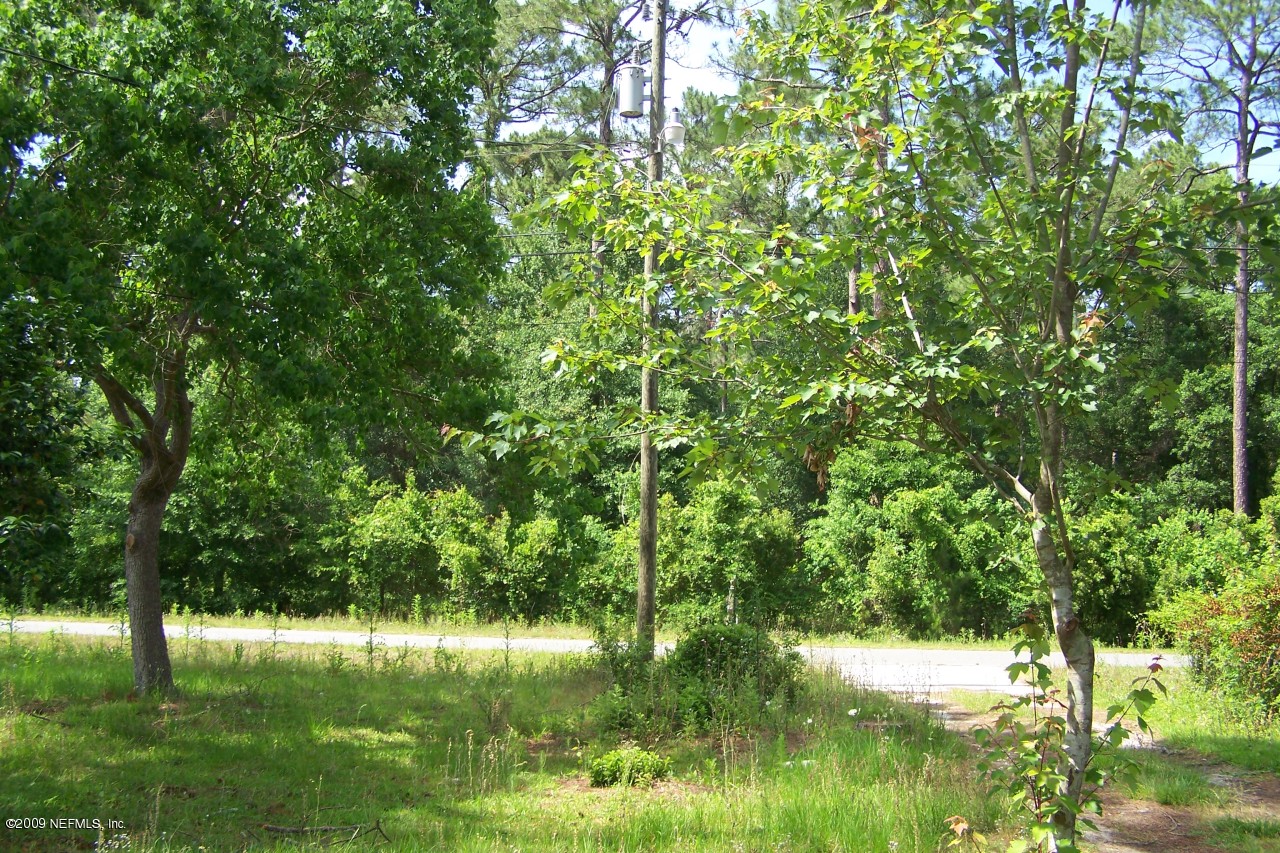 18084 Wells Road Jacksonville, FL 32234 - Photo 3 of 5 view from home to road