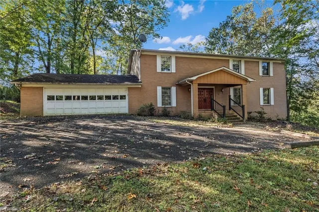 $499,000 | 482 Cross Creek Drive, Mount Airy, NC 27030