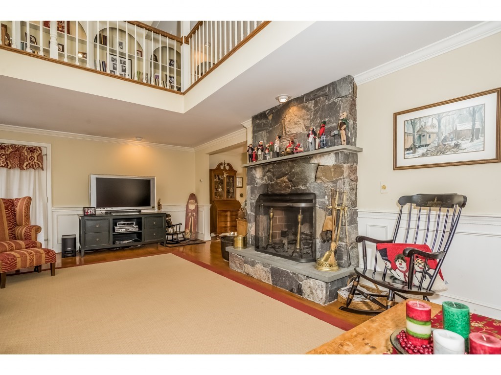 339 Forest Road Wolfeboro, NH 03894 - Photo 8 of 32 Gallery Image 8