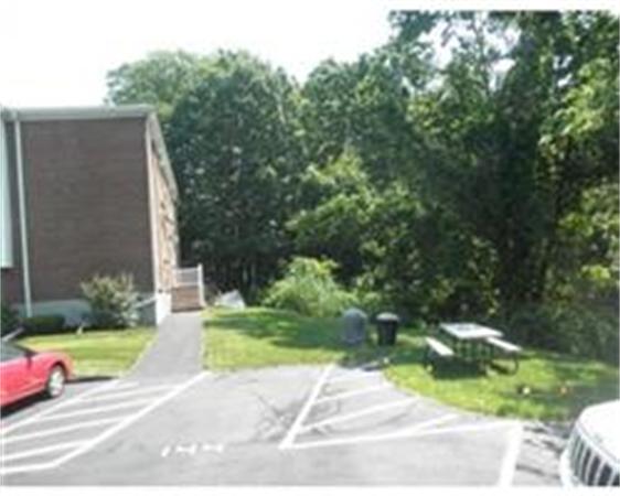 25 Clark's Road, Unit 106 Amesbury, MA 01913 - Photo 3 of 9 Gallery Image 3