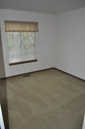 $3,400 | 15 Whispering Drive, Streamwood, IL 60107