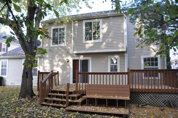 $3,400 | 15 Whispering Drive, Streamwood, IL 60107