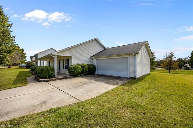 $253,000 | 202 Carter Ridge Drive, Reidsville, NC 27320