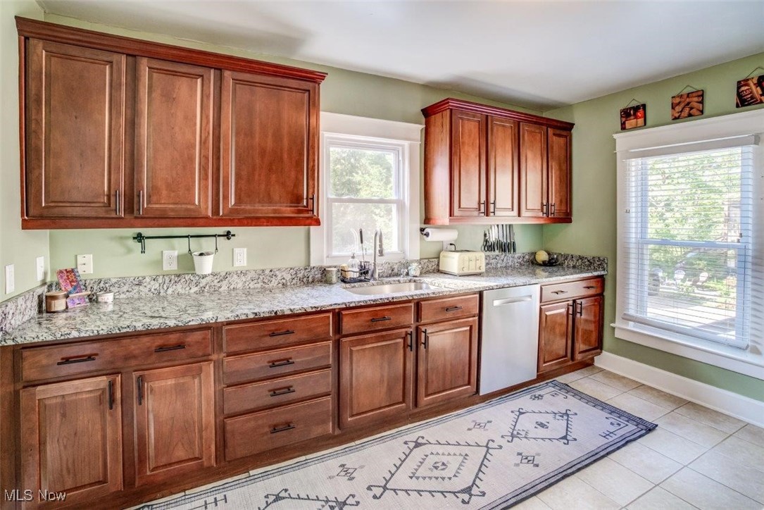 94 Solon Road Chagrin Falls, OH 44022 - Photo 8 of 35 Gallery Image 8