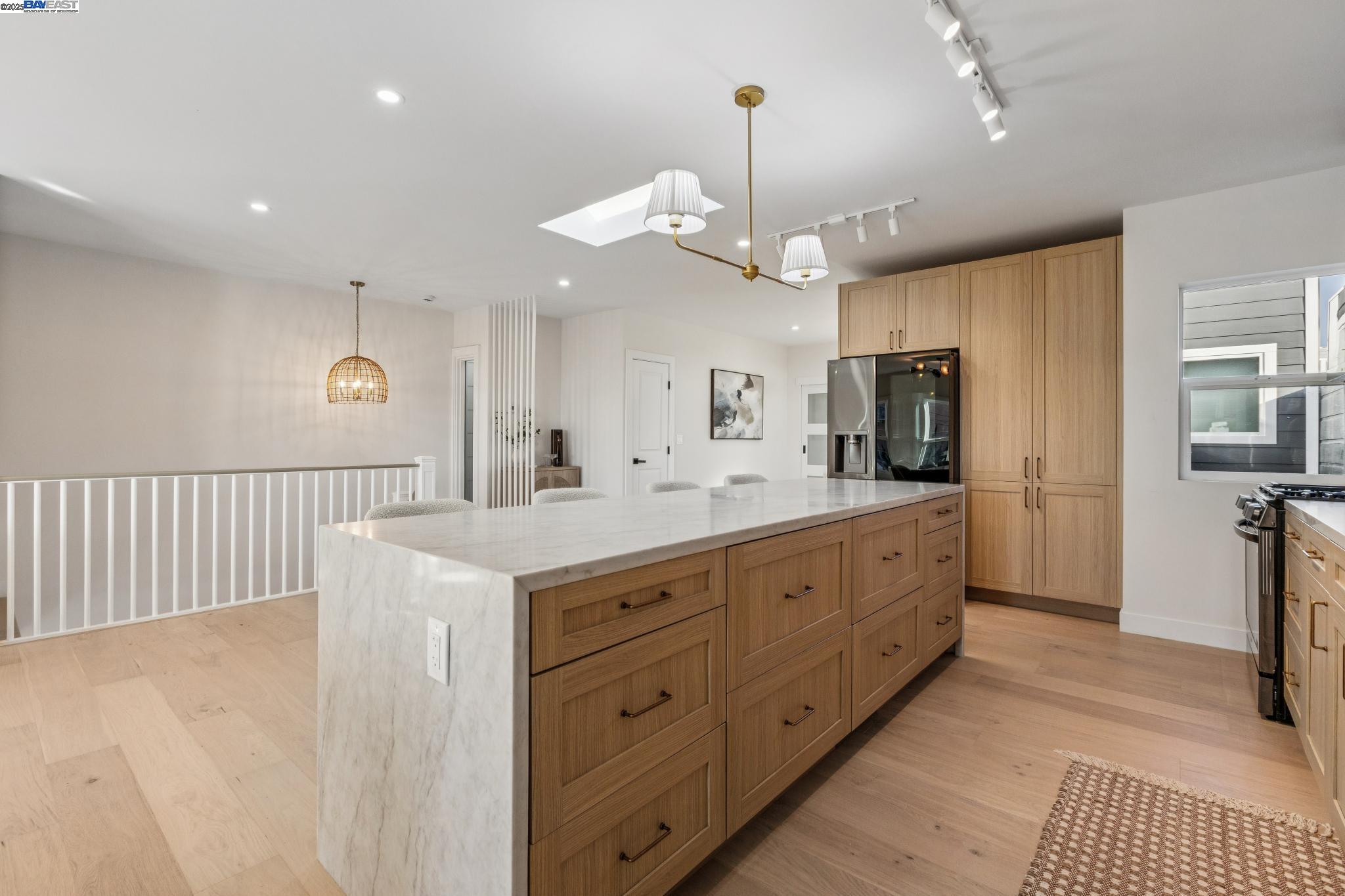 412 43rd Avenue San Francisco, CA 94121 - Photo 13 of 60