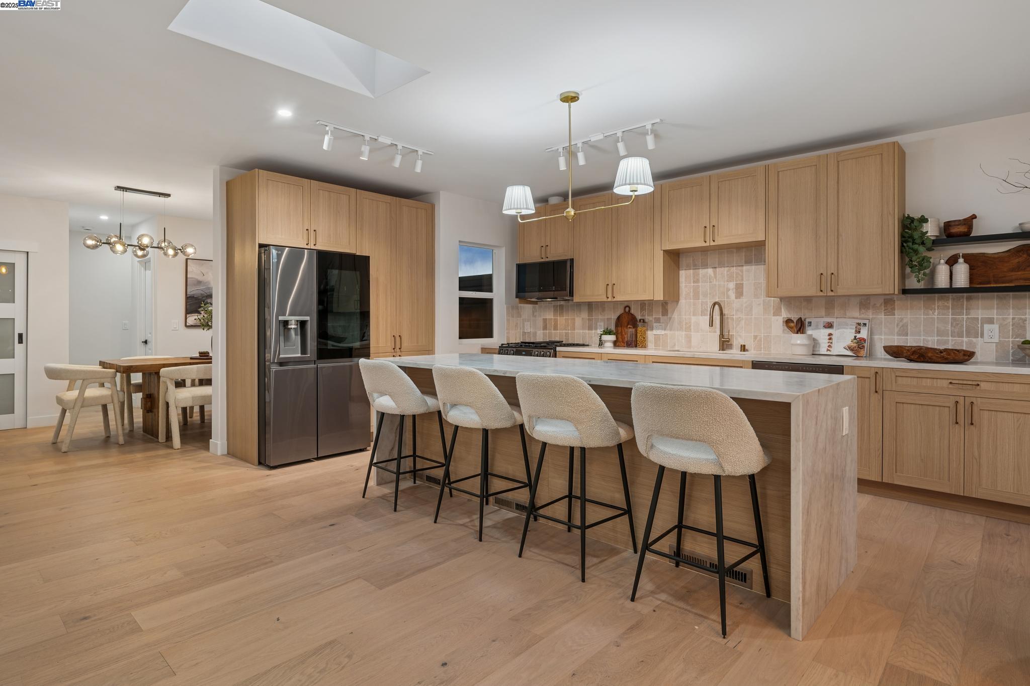 412 43rd Avenue San Francisco, CA 94121 - Photo 10 of 60