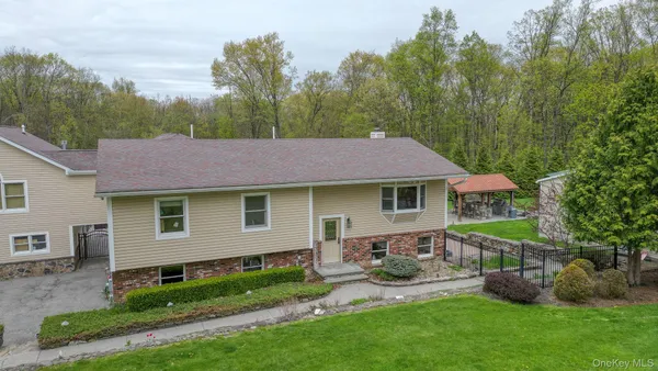 $4,500 | 809 Highland Lake Road, Middletown, NY 10940