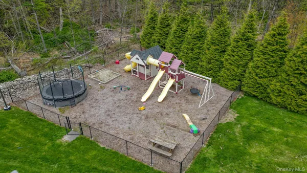$4,500 | 809 Highland Lake Road, Middletown, NY 10940