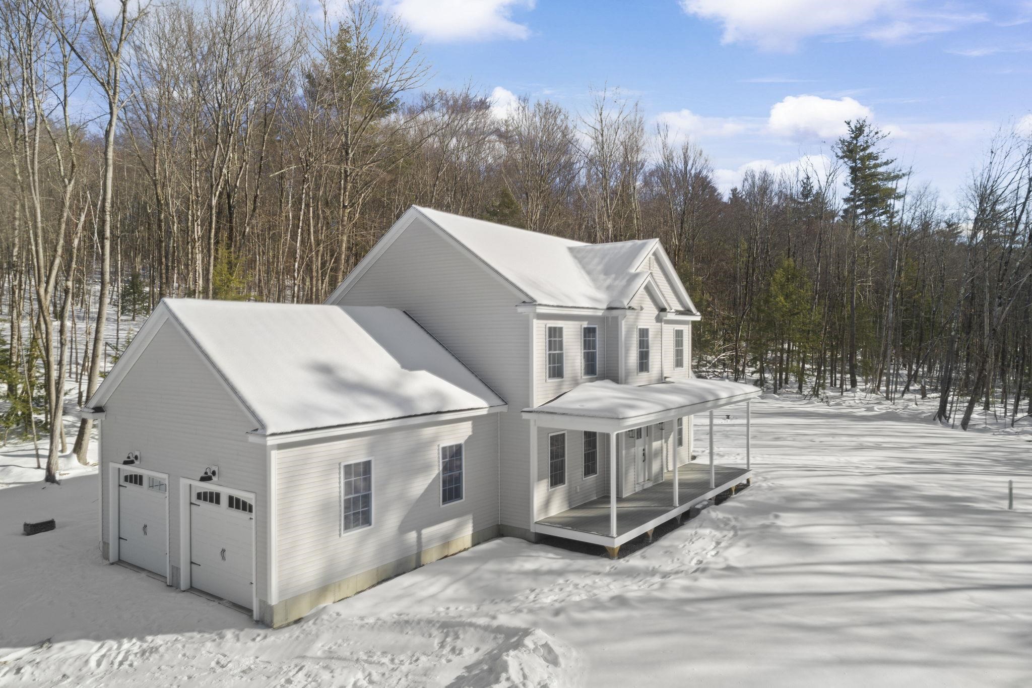 32 Galloping Hill Road Hopkinton, NH 03229 - Photo 3 of 38