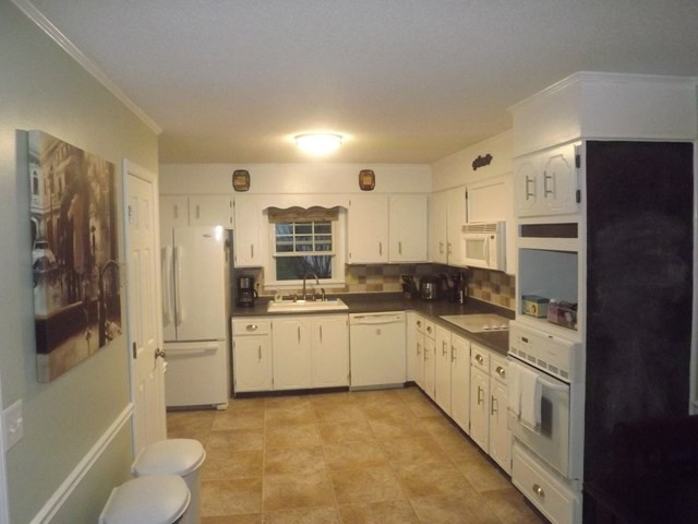 1968 Bolin Road North Augusta, SC 29841 - Photo 2 of 23