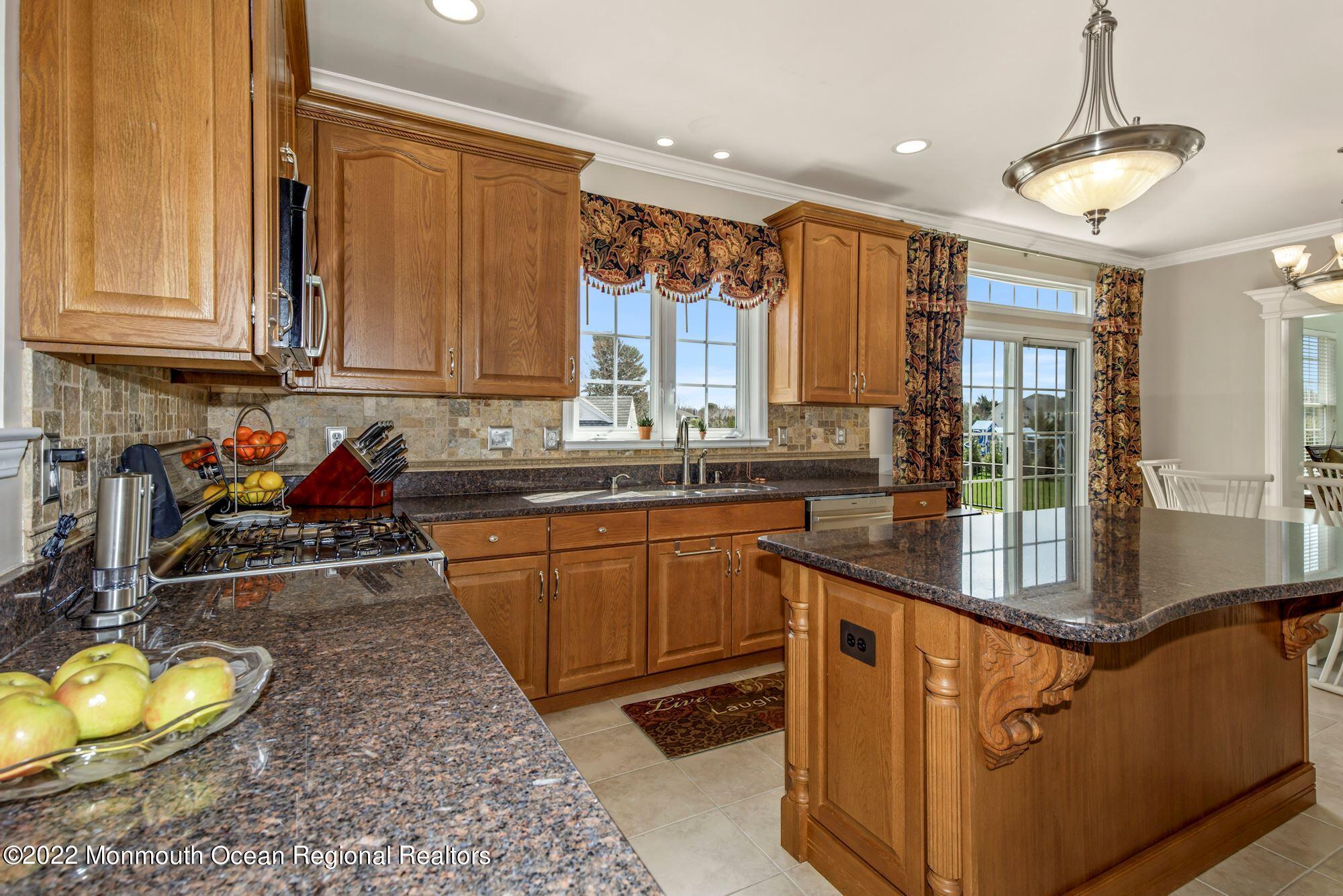 2 Colts Court Jackson, NJ 08527 - Photo 21 of 43 022_2_COLTS_COURT_374743_701576