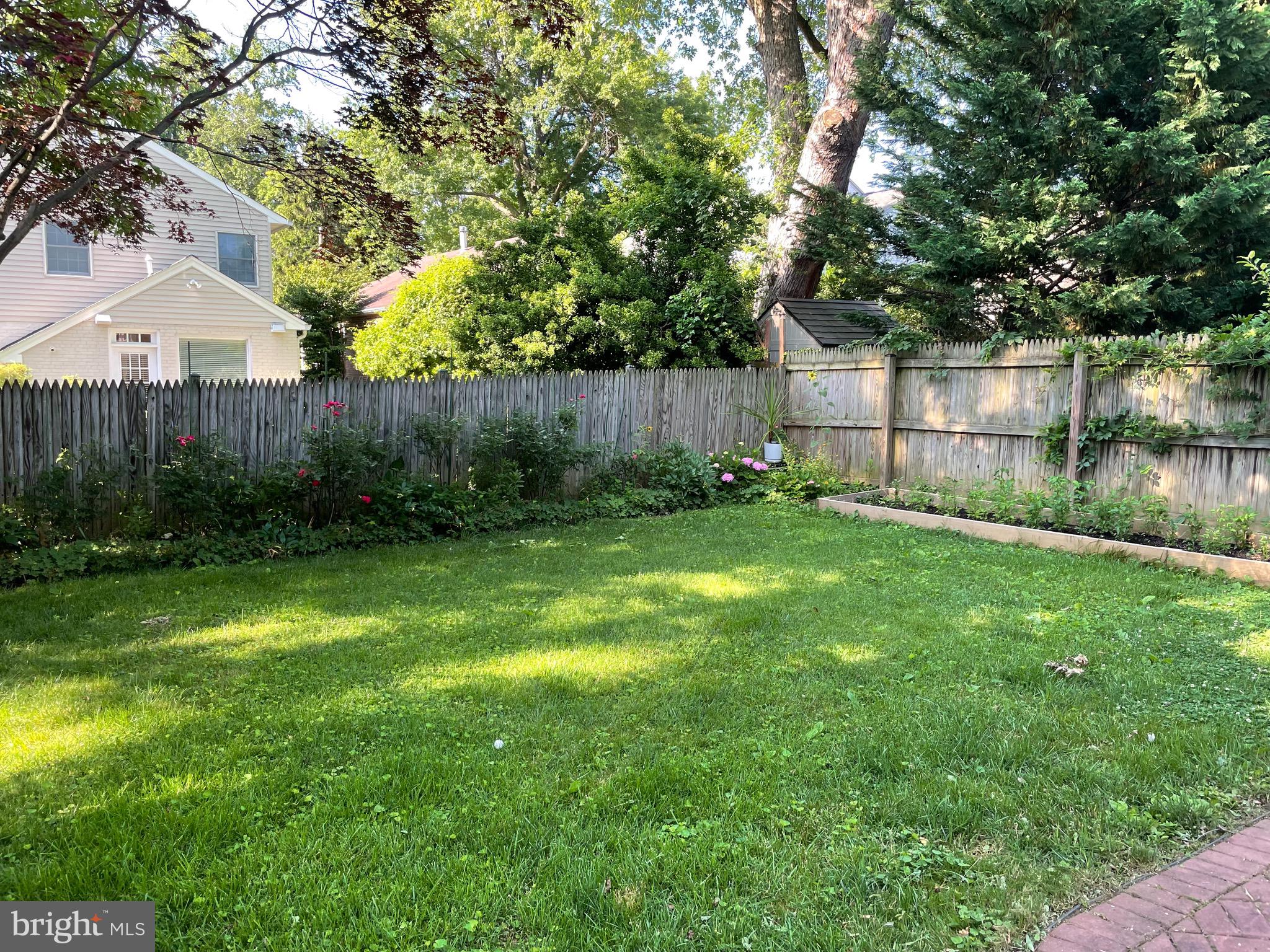 4533 Rosedale Avenue Bethesda, MD 20814 - Photo 30 of 35 Gallery Image 30