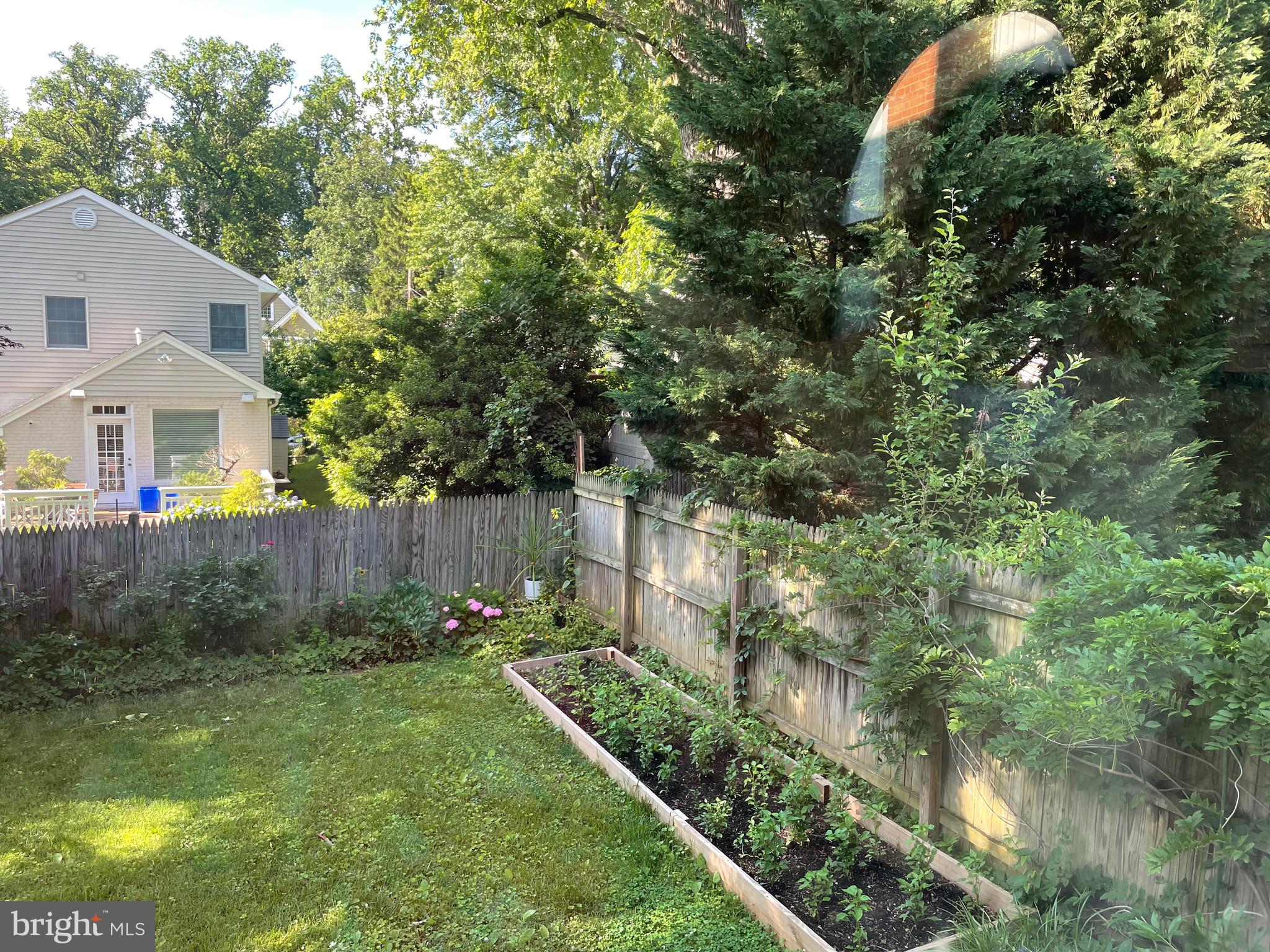 4533 Rosedale Avenue Bethesda, MD 20814 - Photo 31 of 35 Gallery Image 31