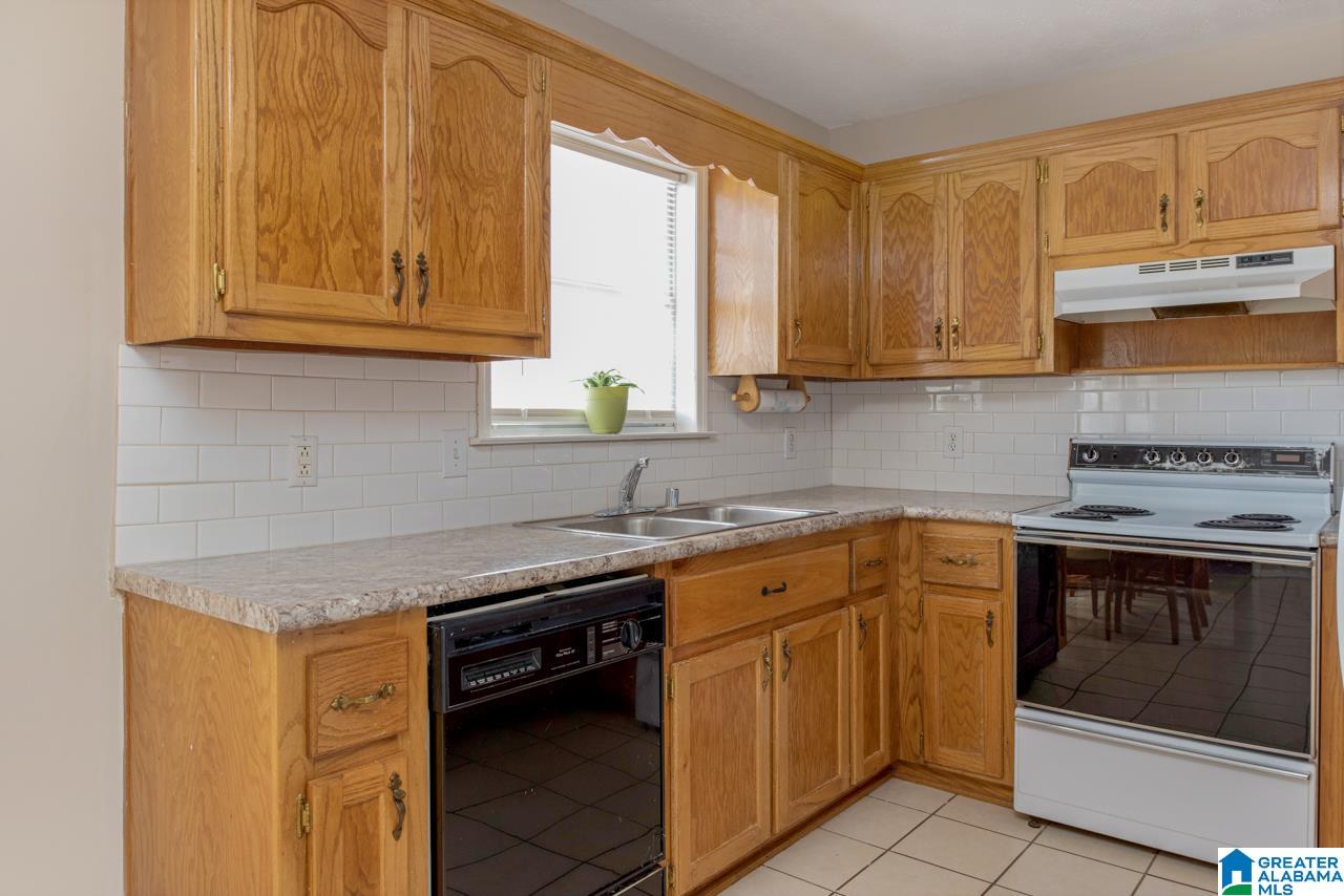 4 South Forty Road Alabaster, AL 35007 - Photo 7 of 28
