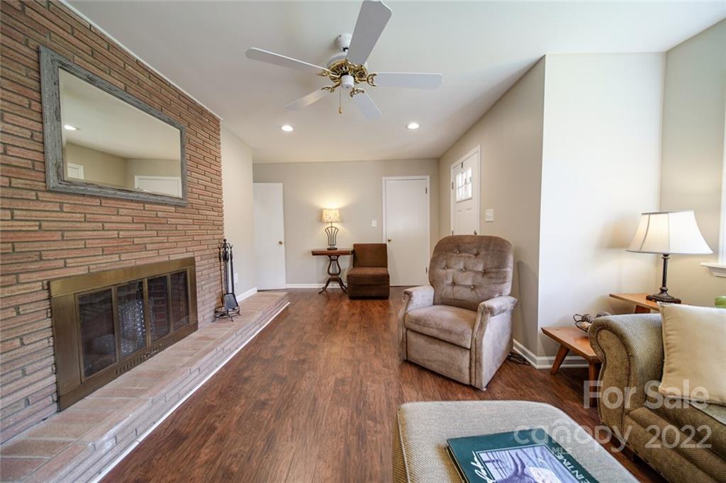 860 Brown Acres Road Salisbury, NC 28146 - Photo 5 of 44 Gallery Image 5