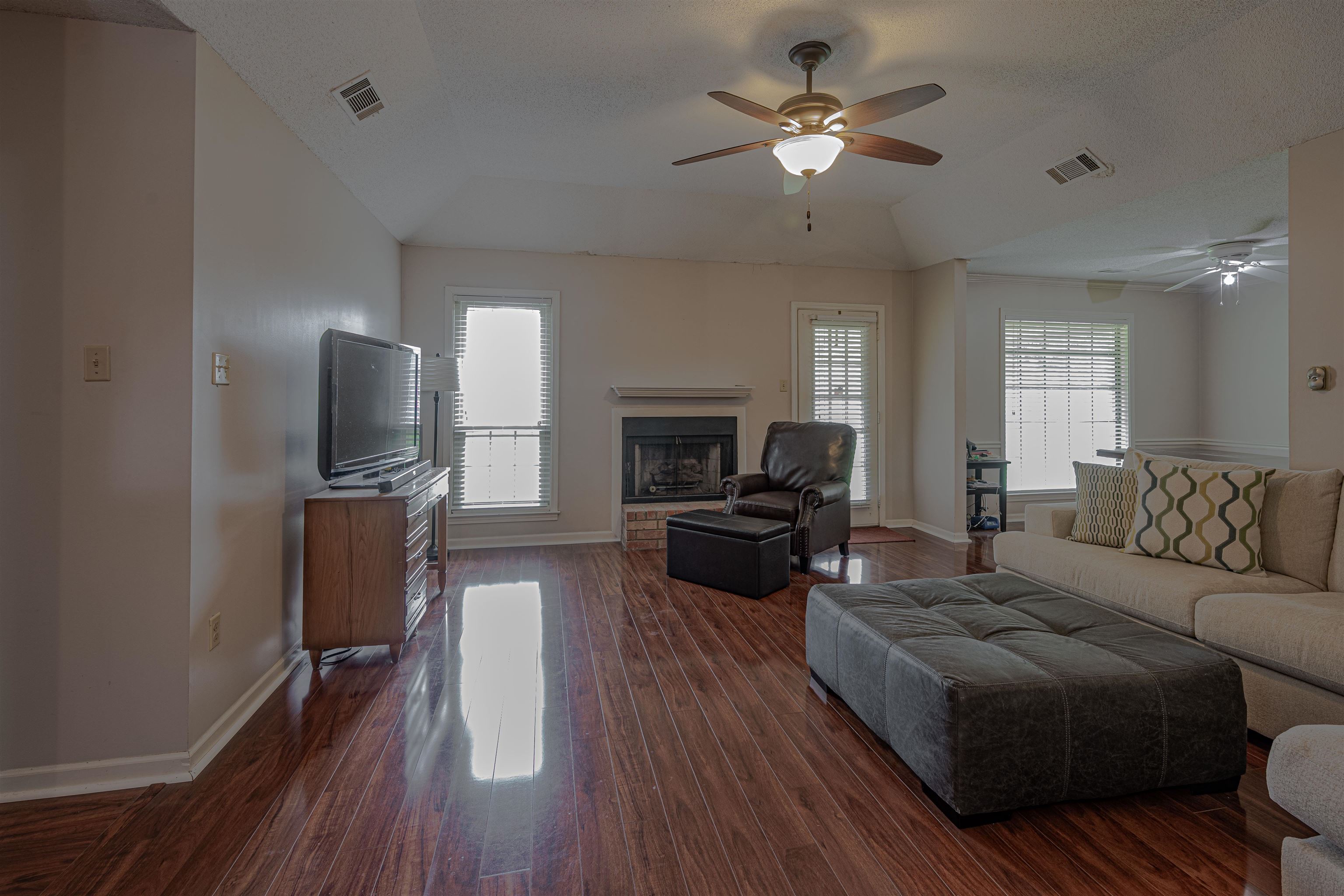 7039 Andrews Road Bartlett, TN 38135 - Photo 4 of 21 \