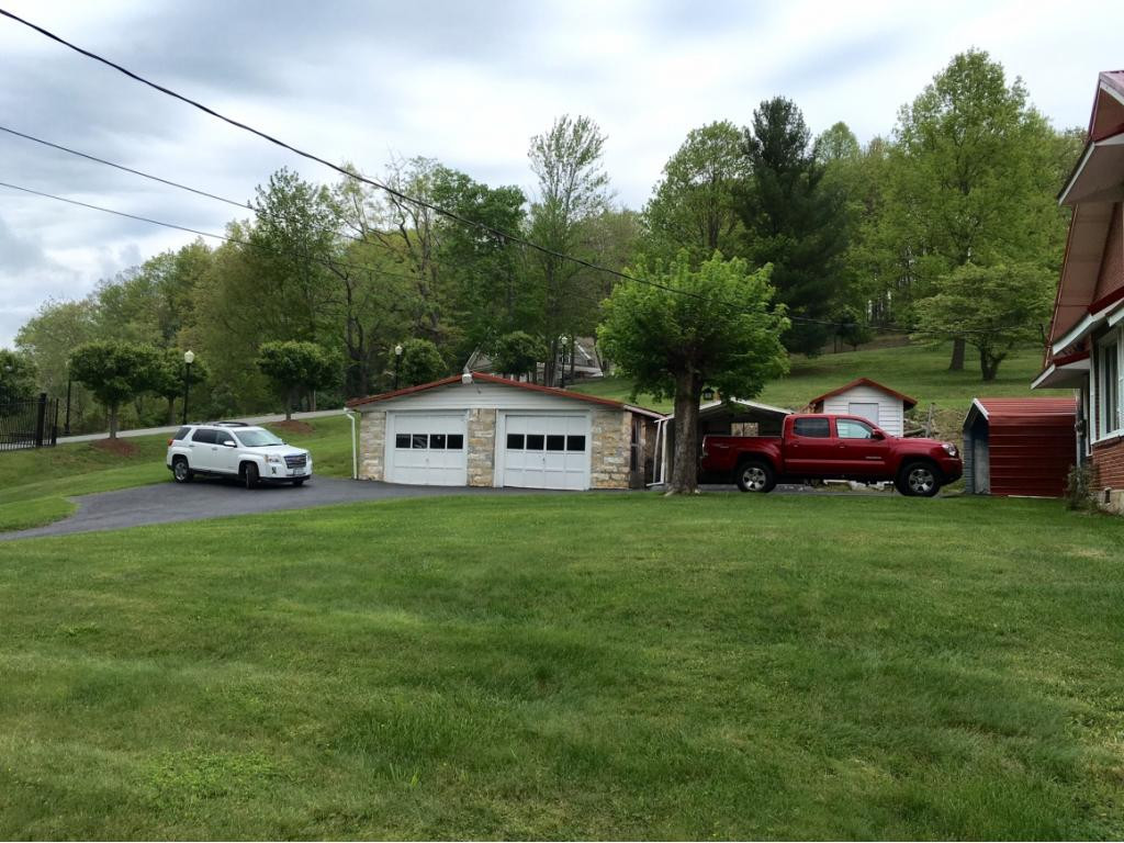 811 Hurricane Road Northeast Wise, VA 24293 - Photo 25 of 34 TwoCar Detached Garage
