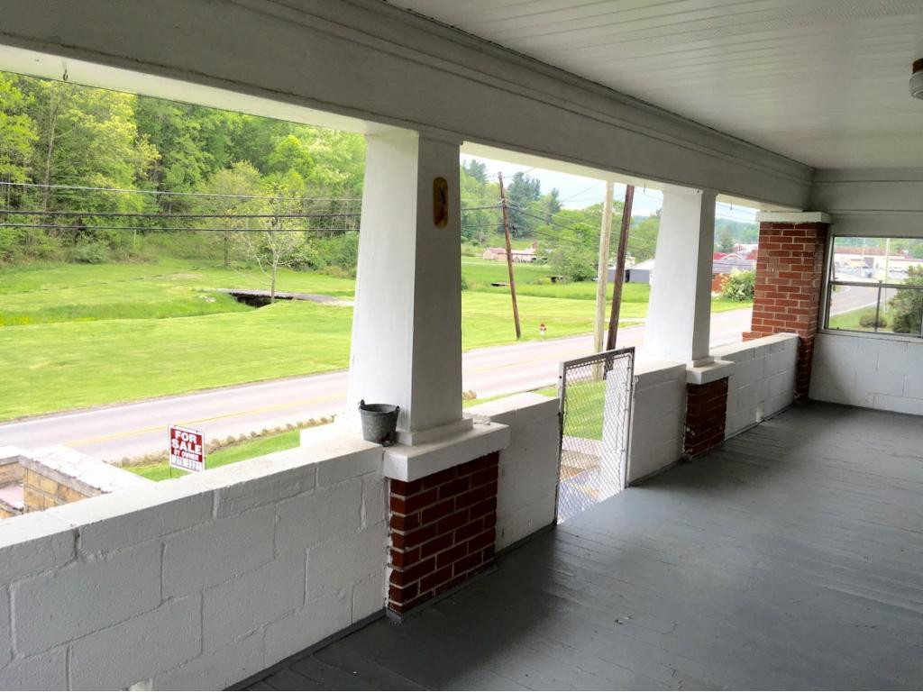 811 Hurricane Road Northeast Wise, VA 24293 - Photo 3 of 34 Sit and Stay Awhile