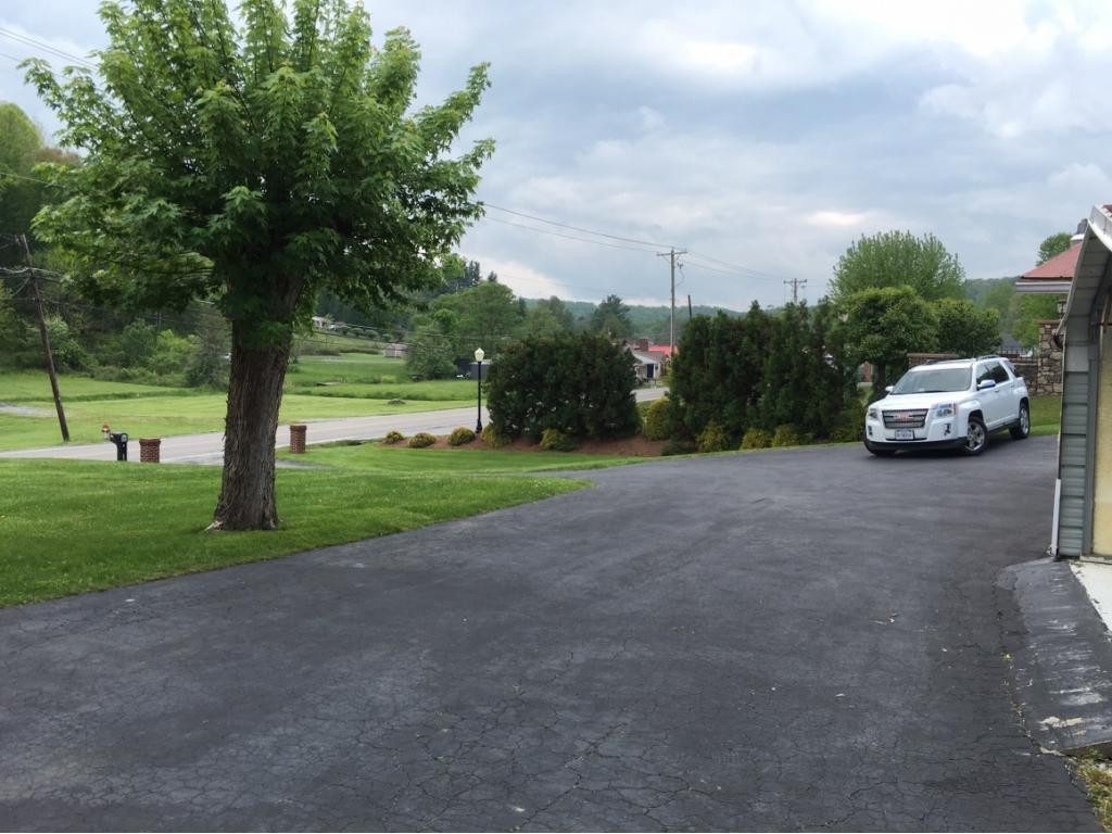 811 Hurricane Road Northeast Wise, VA 24293 - Photo 33 of 34 Plenty of Parking