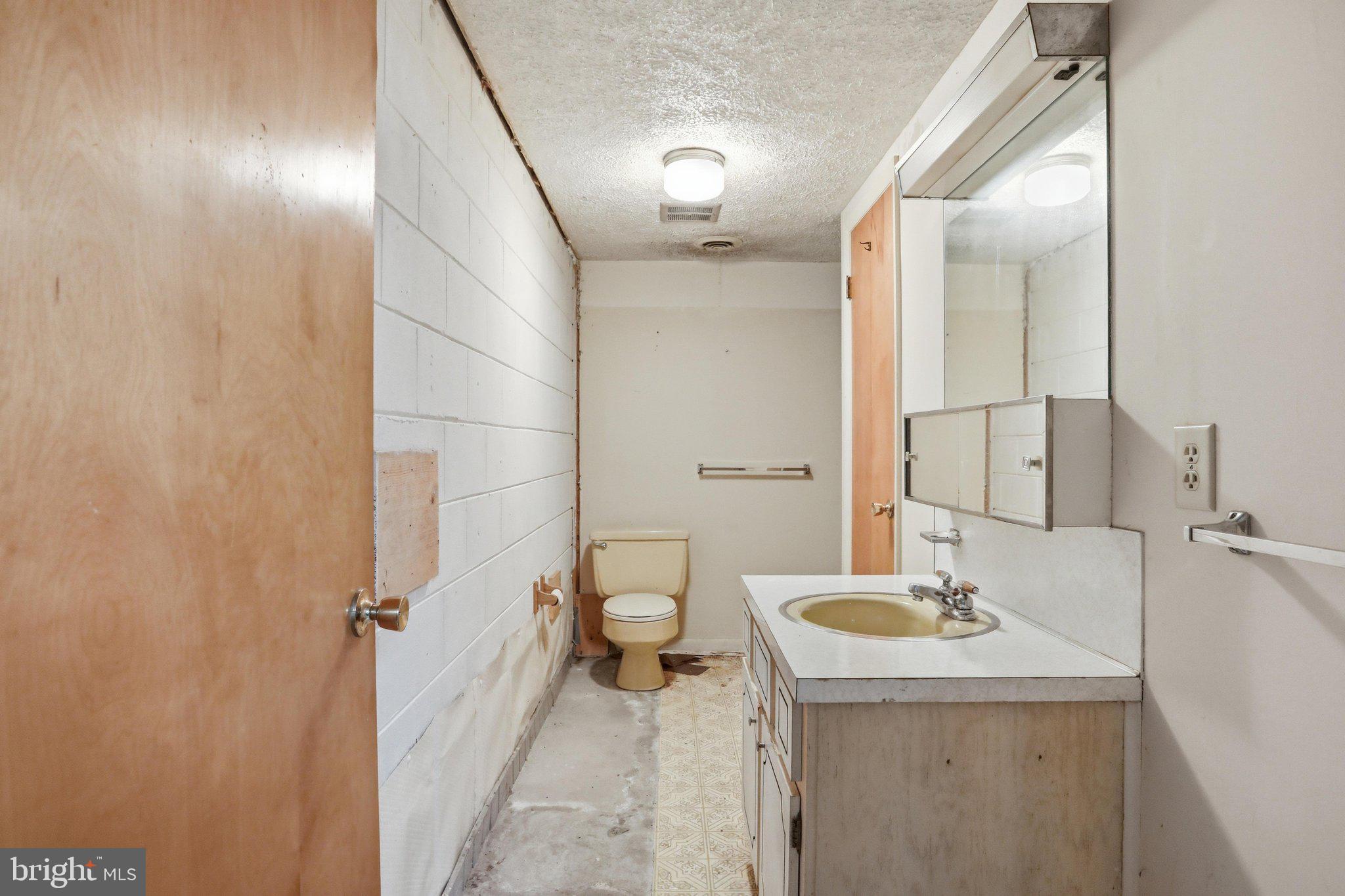 3704 Cedar Creek Road Star Tannery, VA 22654 - Photo 28 of 46