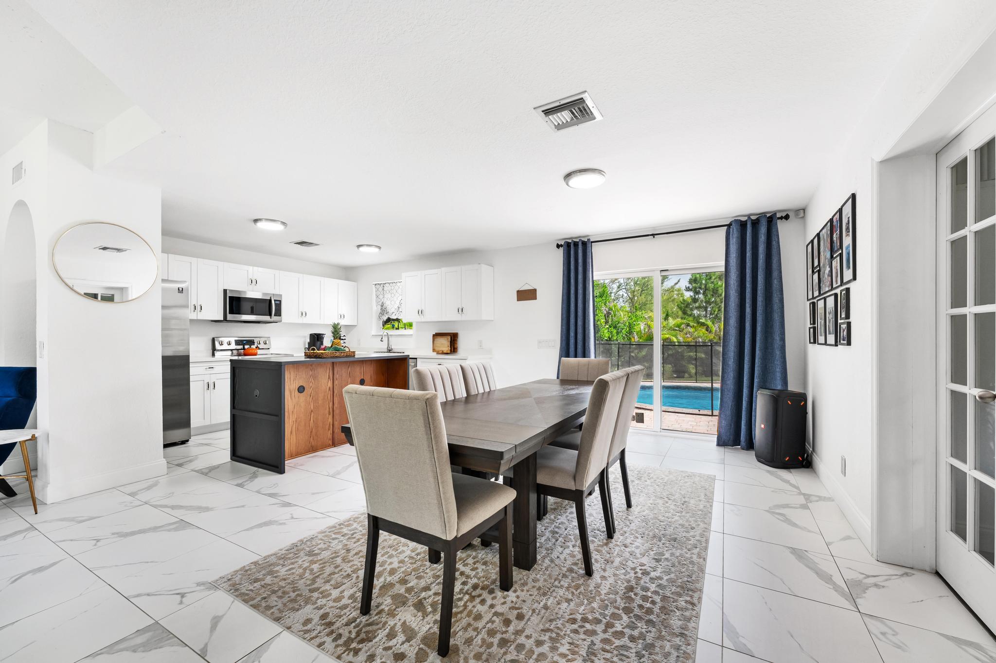 16931 93rd Road North Loxahatchee, FL 33470 - Photo 17 of 56 Dining Room