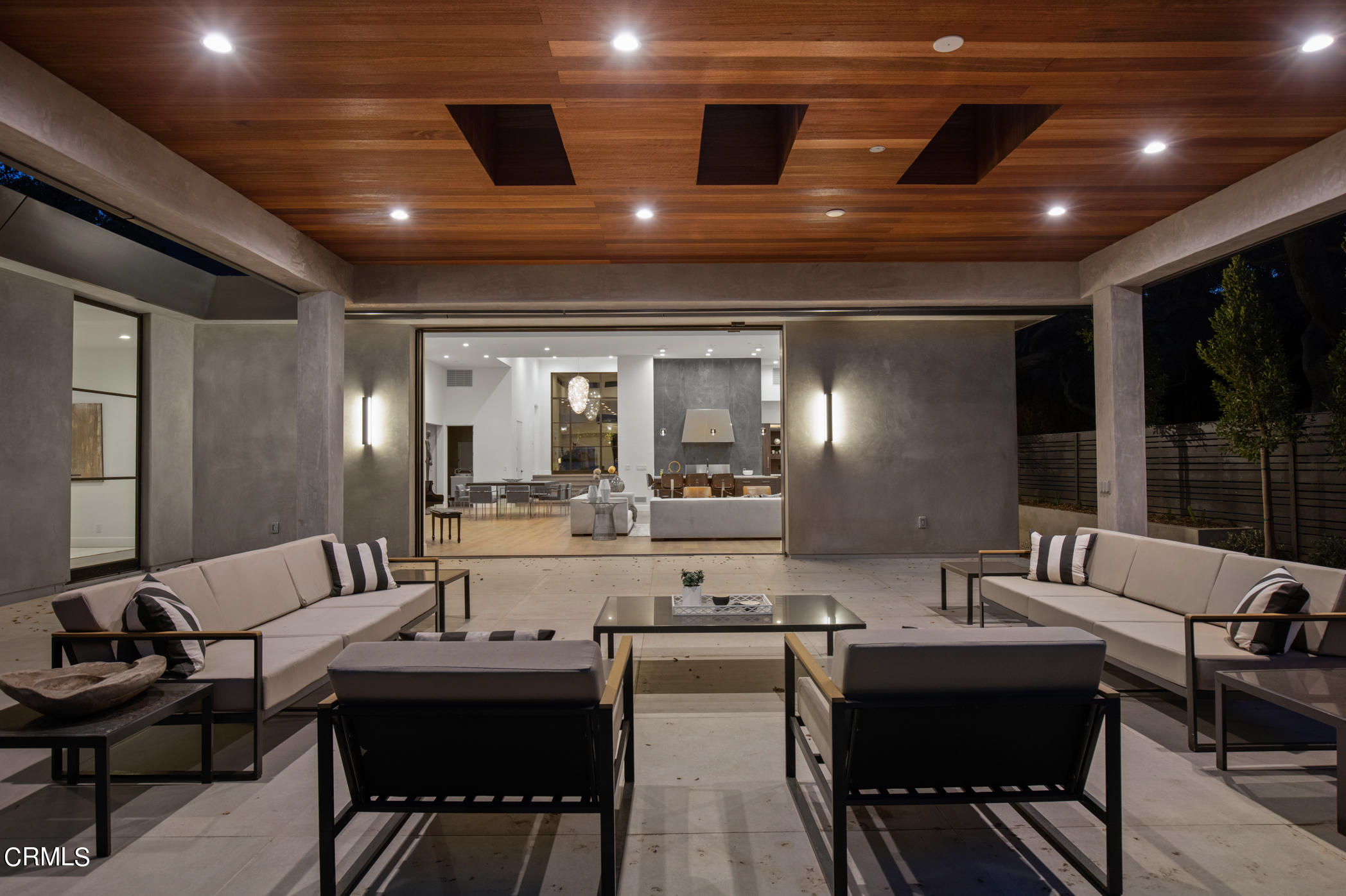 1150 Wellington Avenue Pasadena, CA 91103 - Photo 68 of 75 1150 Wellington Night__015