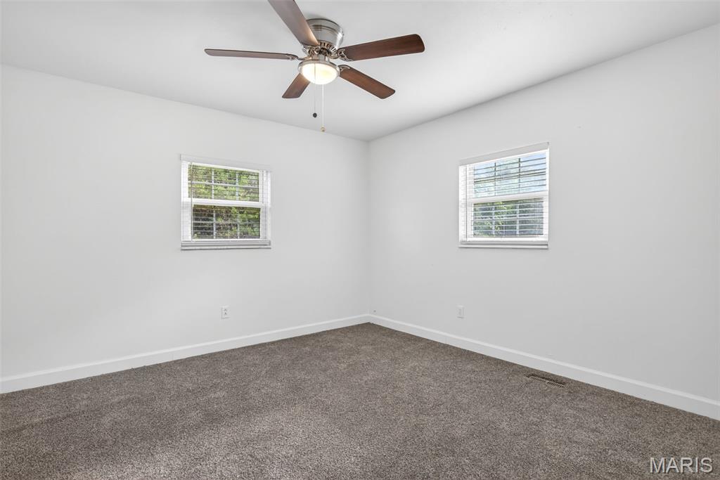 13071 Hencher Road De Soto, MO 63020 - Photo 12 of 24