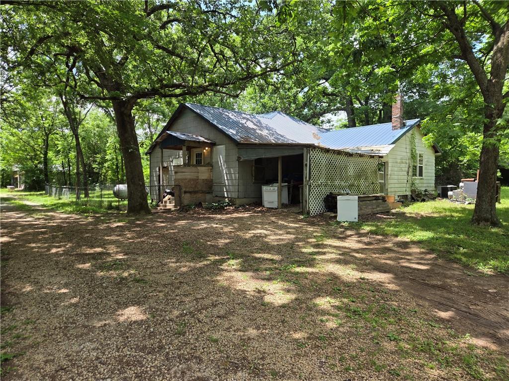 1023 Northeast 40th Road Lamar, MO 64759 - Photo 4 of 26