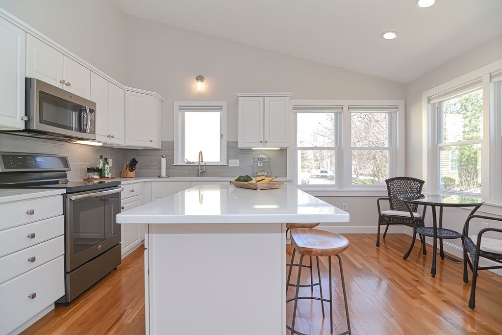 115 Stow Road, Unit 115 Boxborough, MA 01719 - Photo 14 of 28