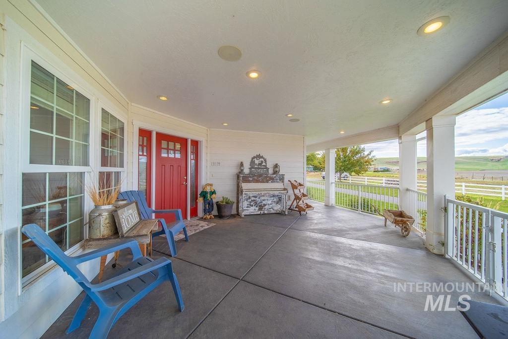 19809 Tammany Creek Road Lewiston, ID 83501 - Photo 40 of 50 View of covered porch