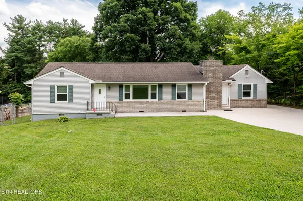 $365,000 | 4300 Crosby Drive, Knoxville, TN 37909