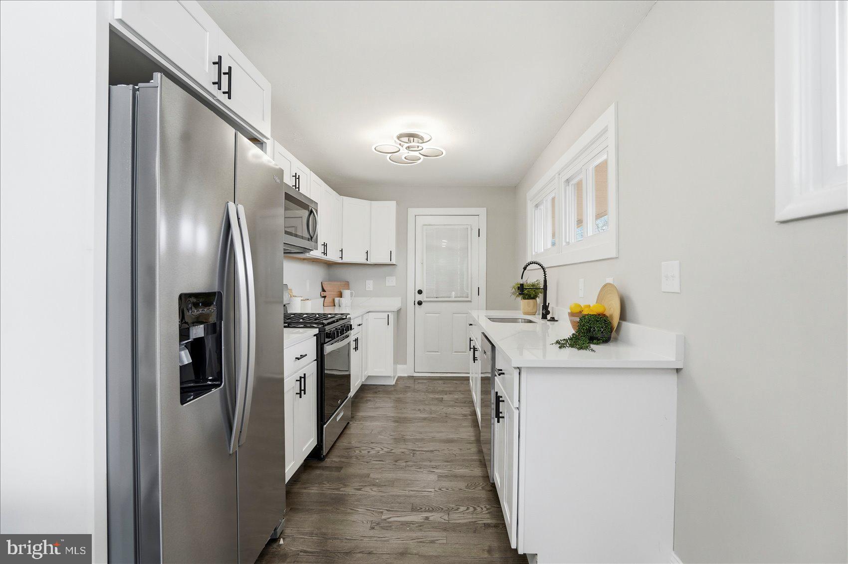 662 Andrews Road Aberdeen, MD 21001 - Photo 4 of 29