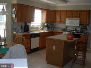 25 Priory Road West Windsor, NJ 08550 - Photo 2 of 6