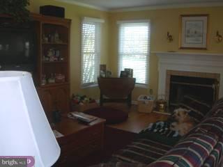 25 Priory Road West Windsor, NJ 08550 - Photo 3 of 6