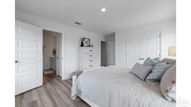 $372,900 | 9904 Starling Drive, Pensacola, FL 32506