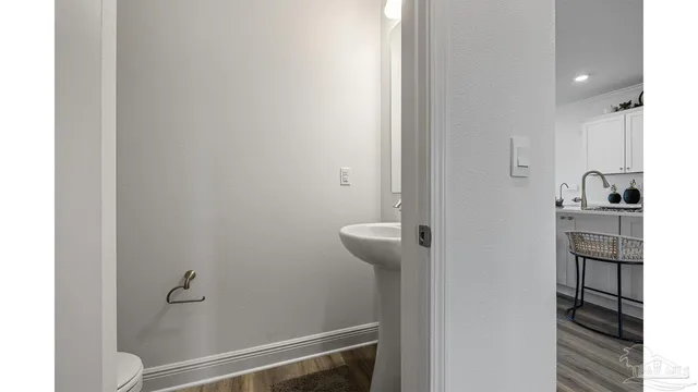 $372,900 | 9904 Starling Drive, Pensacola, FL 32506