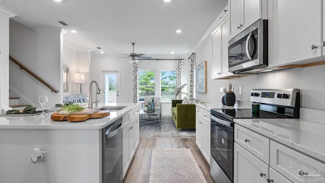 $372,900 | 9904 Starling Drive, Pensacola, FL 32506