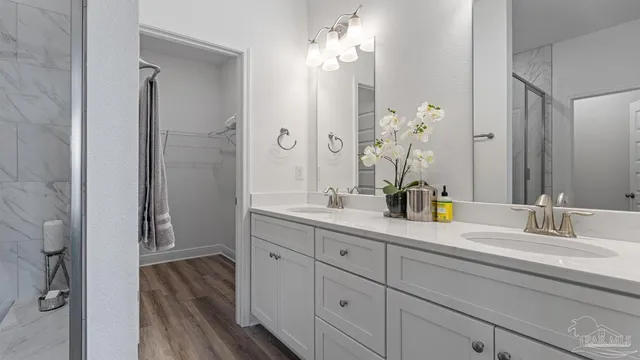 $372,900 | 9904 Starling Drive, Pensacola, FL 32506