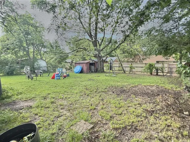 $150,000 | 220 East Evans Avenue, Bonham, TX 75418