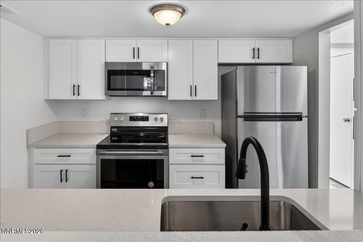 13968 Lear Boulevard Reno, NV 89506 - Photo 11 of 29 12-DSC_8643