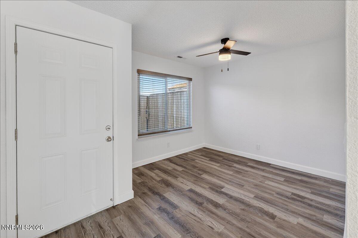 13968 Lear Boulevard Reno, NV 89506 - Photo 5 of 29 06-DSC_8676