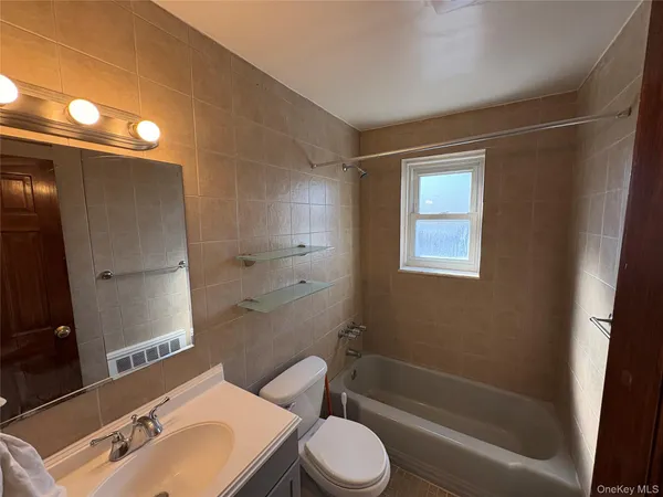 $3,500 | 180-unit #b1 Brook Street, Scarsdale, NY 10583