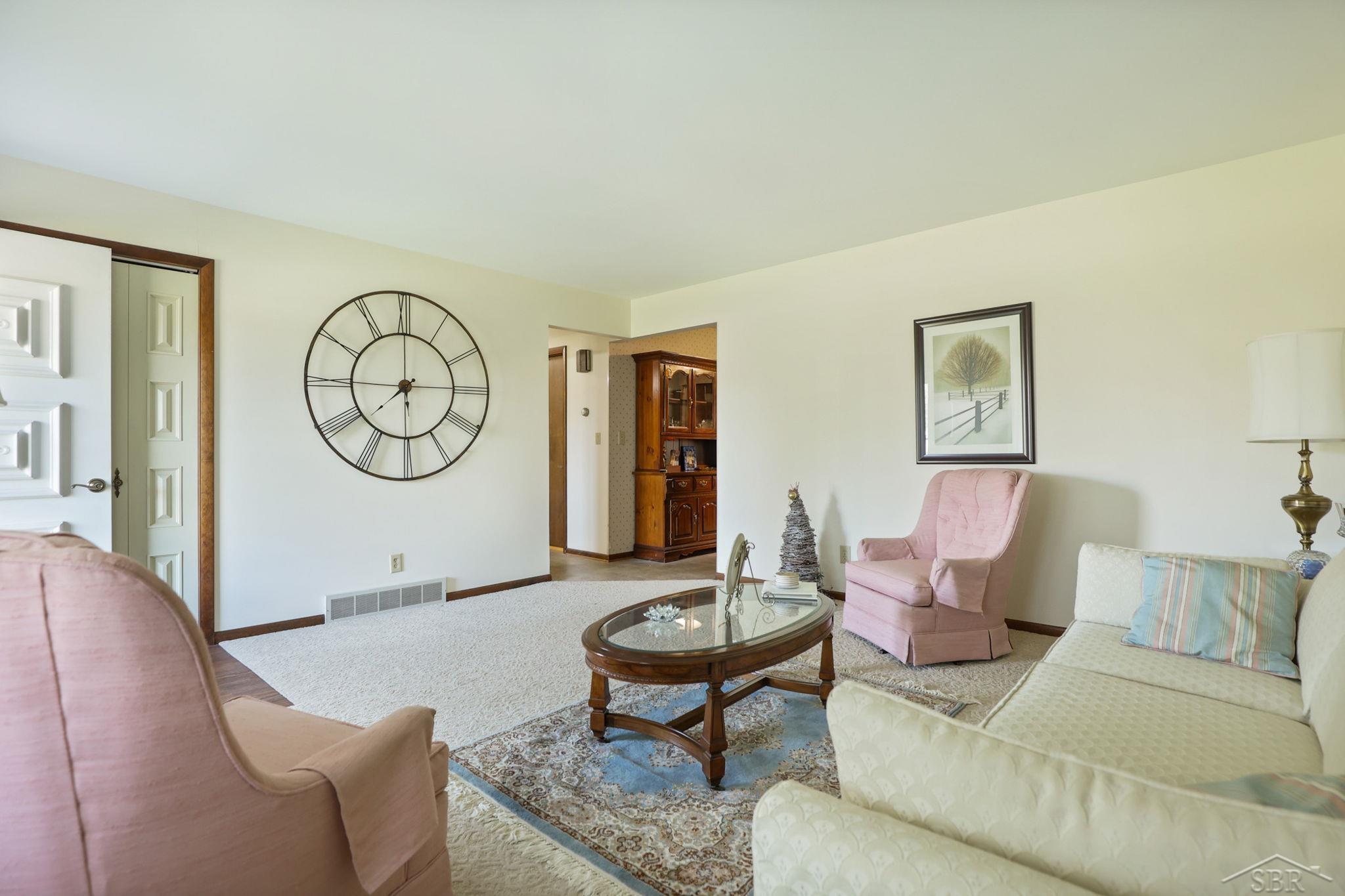 3574 Hemmeter Road Saginaw, MI 48603 - Photo 9 of 42 50116171-8.JPG
