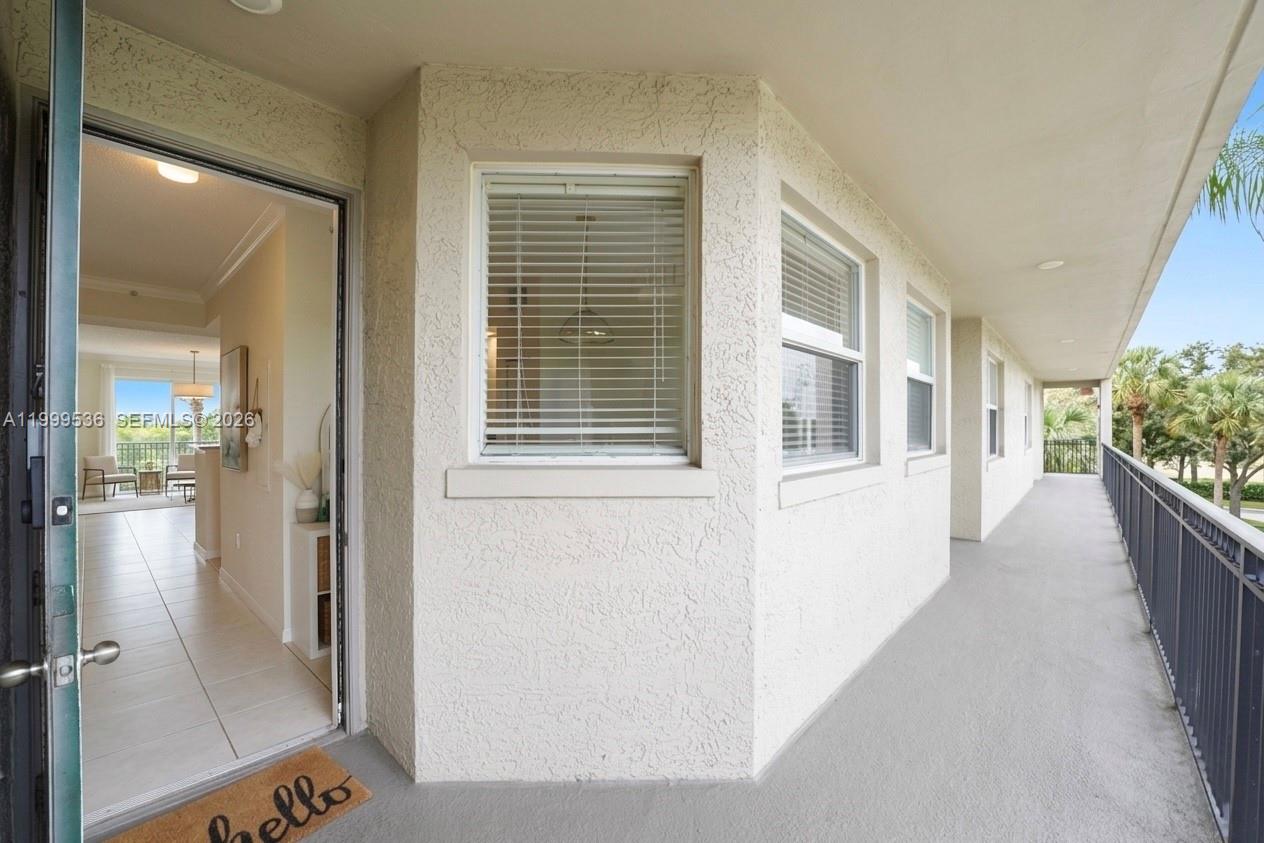 26 Royal Palm Way, Unit 304 Boca Raton, FL 33432 - Photo 22 of 38 a view of an entryway with livingroom
