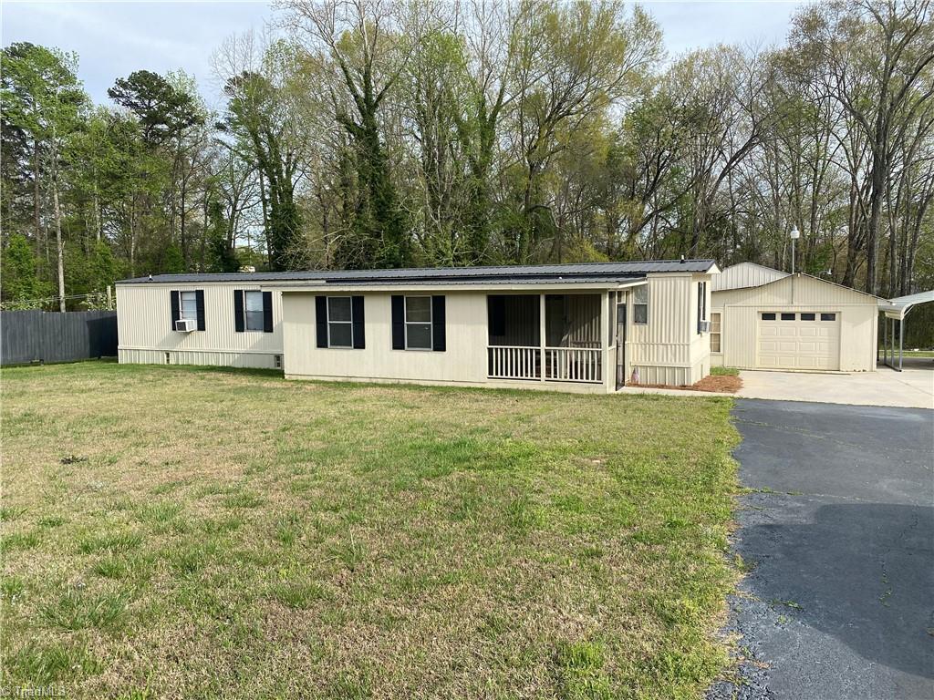 592 Farmer Road Denton, NC 27239 - Photo 1 of 22 Gallery Image 1